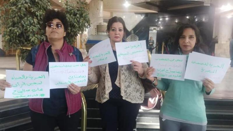 ثلاث صحفيات مصريات يضربن عن الطعام