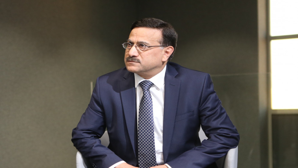 من هو عزّ الدّين كناكريّة.. مدير