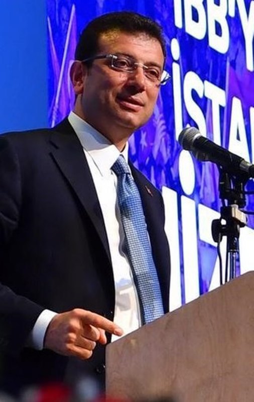 القضاء التركي يطالب بسجن رئيس بلدية