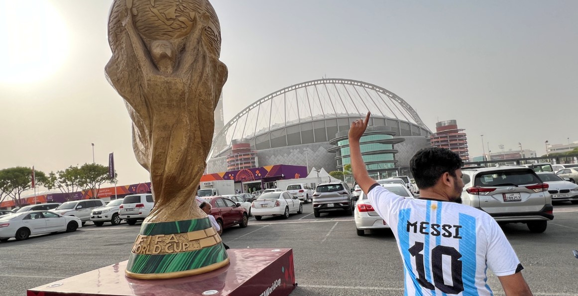 قطر تمنع التدخين رسميا داخل ملاعب