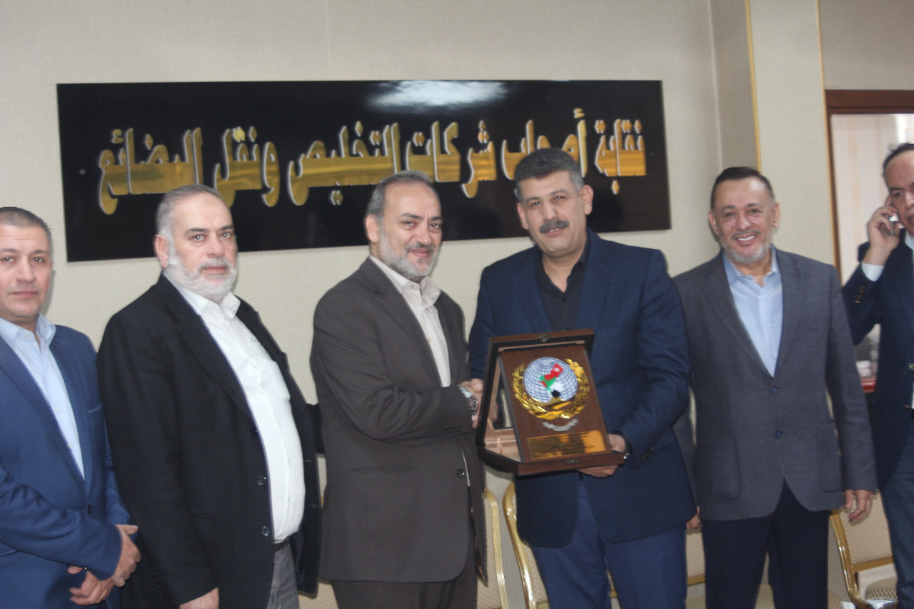 جمال الرفاعي مرشحا عن قطاع الخدمات