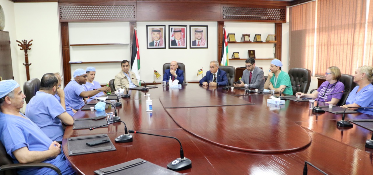 تعاون أردني أمريكي في مجال جراحة