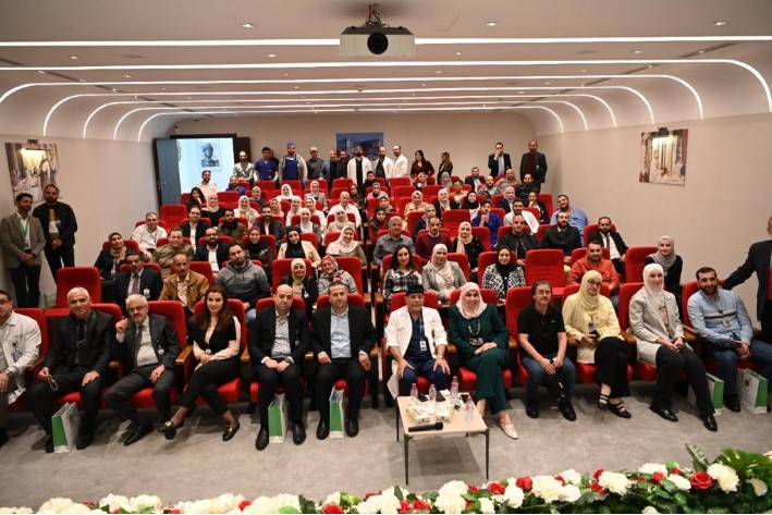 مستشفى الكندي يحتفل بالعيد الثالث لمسيرة