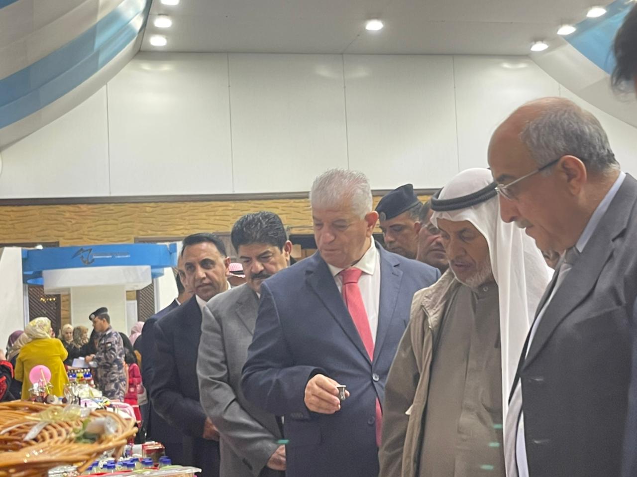 افتتاح بازار الجنوب الخيري الرابع في