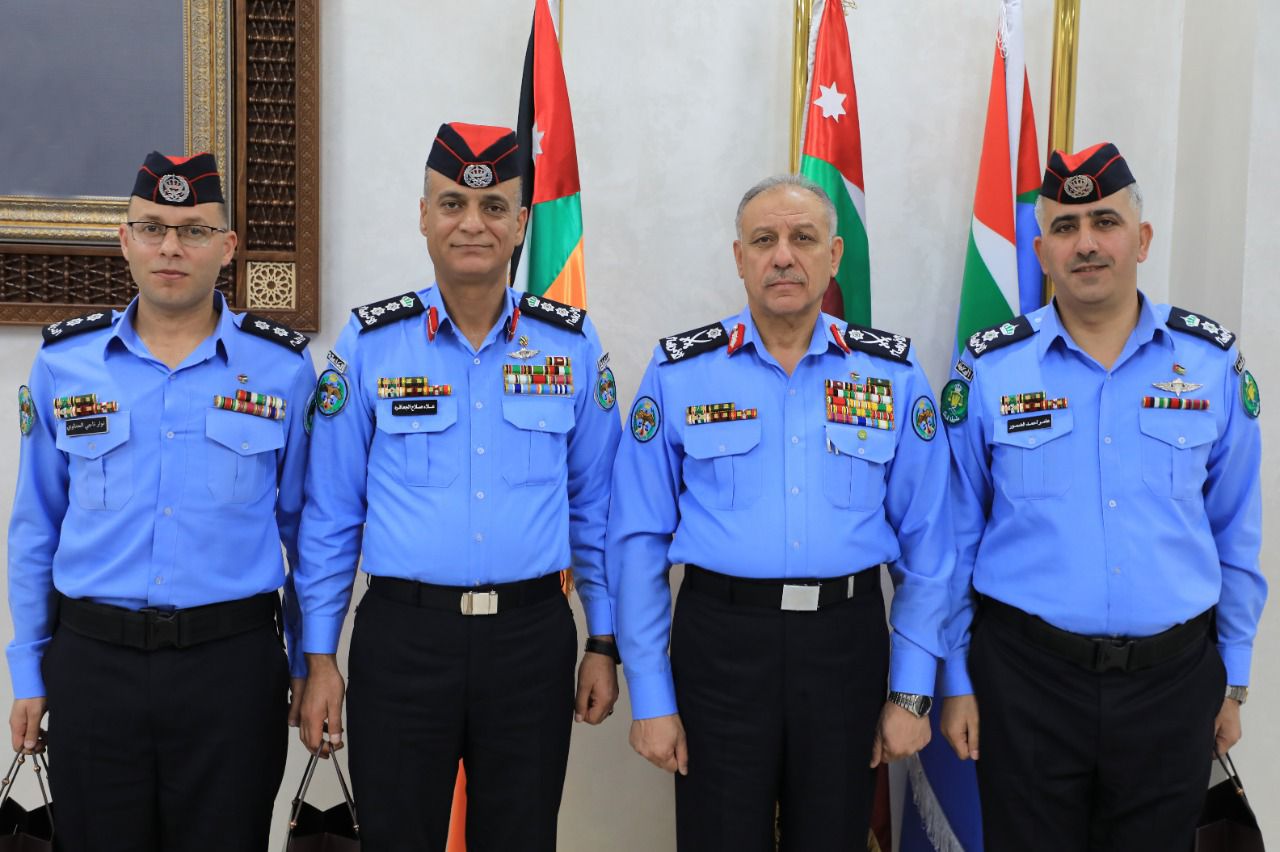 المعايطة يكرم أبو شتال والعاويشة والمواجدة..