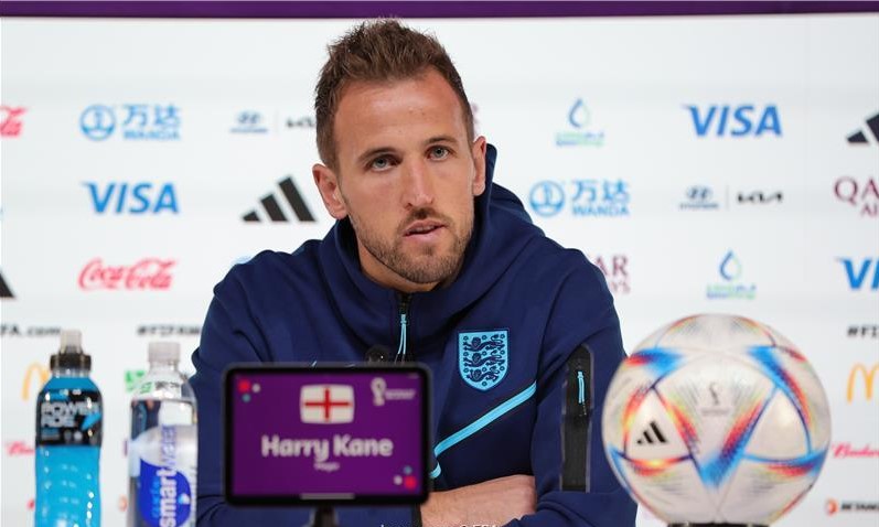 إنجلترا على رأس 6 منتخبات تخضع