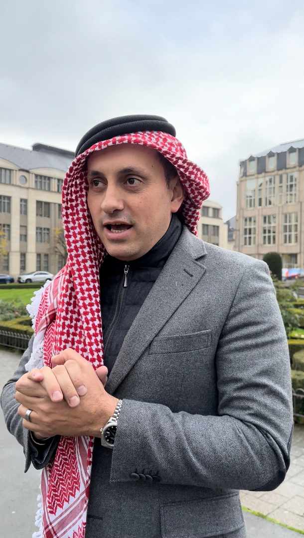 شاهر العبادي يشكر الدكتور محمد ابو