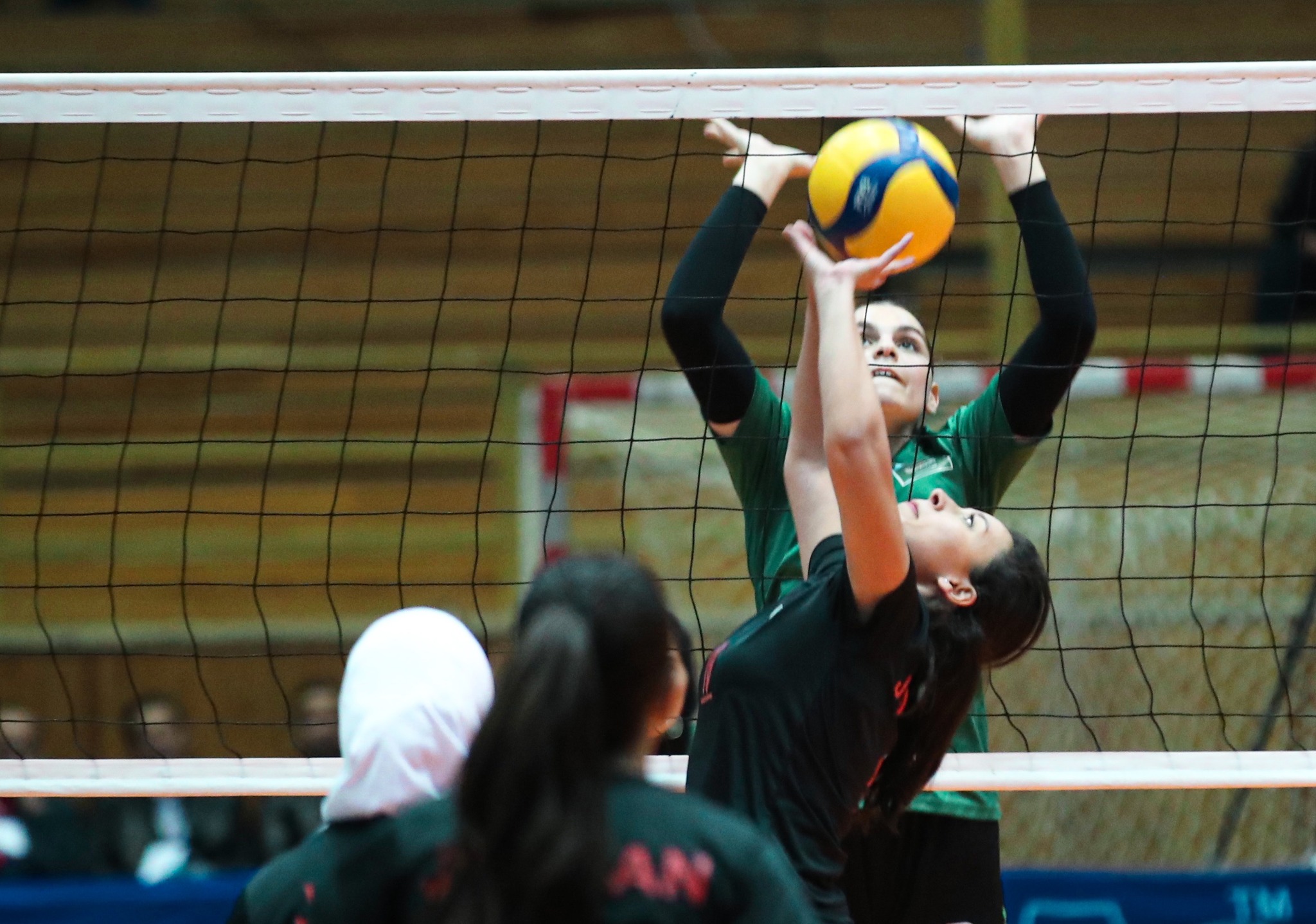 “سيدات الأردن” يتأهل لنصف نهائي غرب