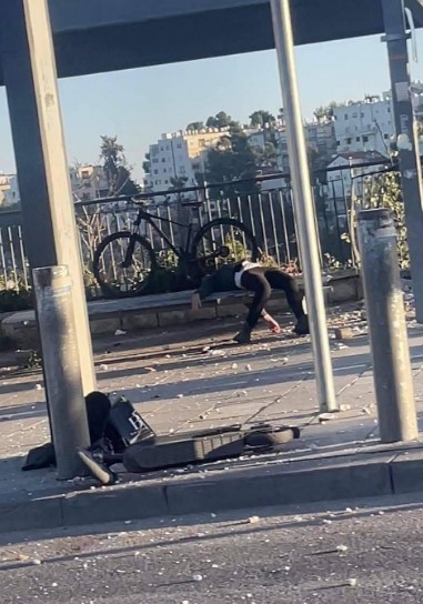 قتيل و19 جريحا في انفجاري القدس