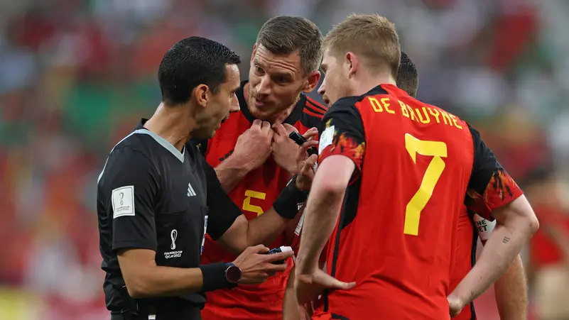 خناقة بين نجمي بلجيكا بسبب الهزيمة