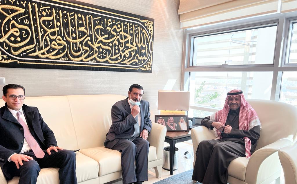 السفير السديري يلتقي رجا الصرايرة