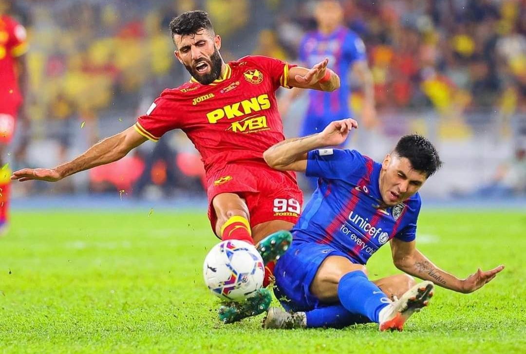 بهاء عبد الرحمن يعلن انتهاء عقده