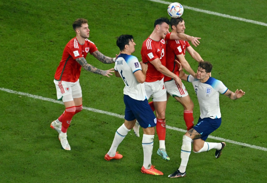 إنكلترا تستعرض أمام ويلز وتتأهل إلى