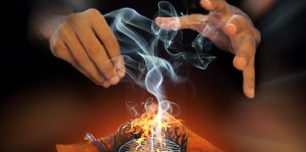 حصلوا على صور ومعلومات خاصة للابتزاز