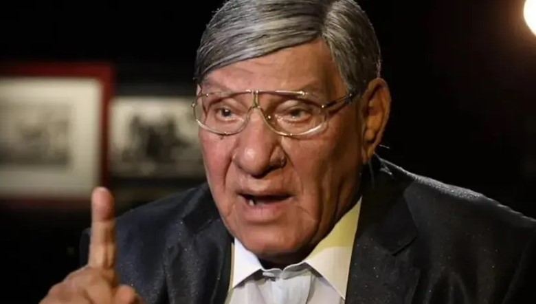 لماذا تخفى مفيد فوزي وراء اسم