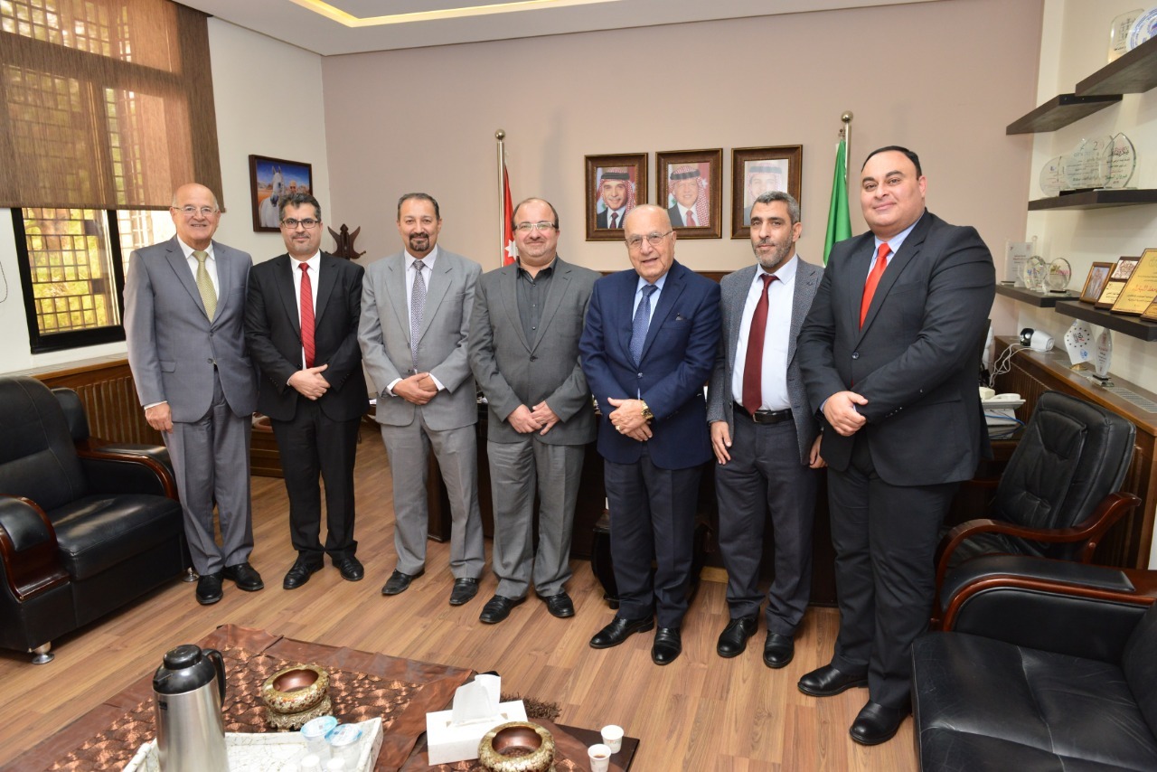 جامعة البترا توقع اتفاقية تعاون مع