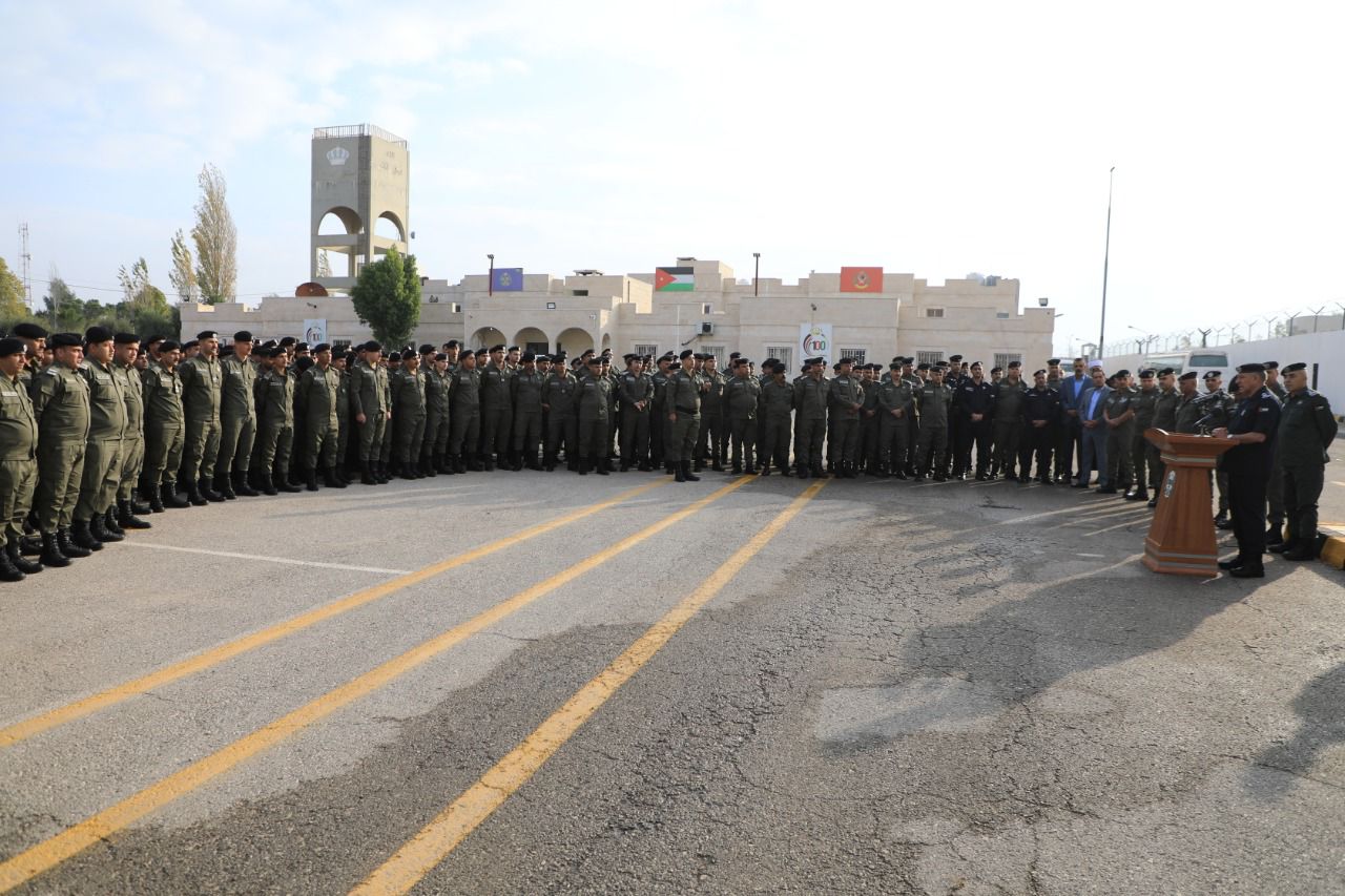 مدير الأمن يزور قيادة شرطة البادية