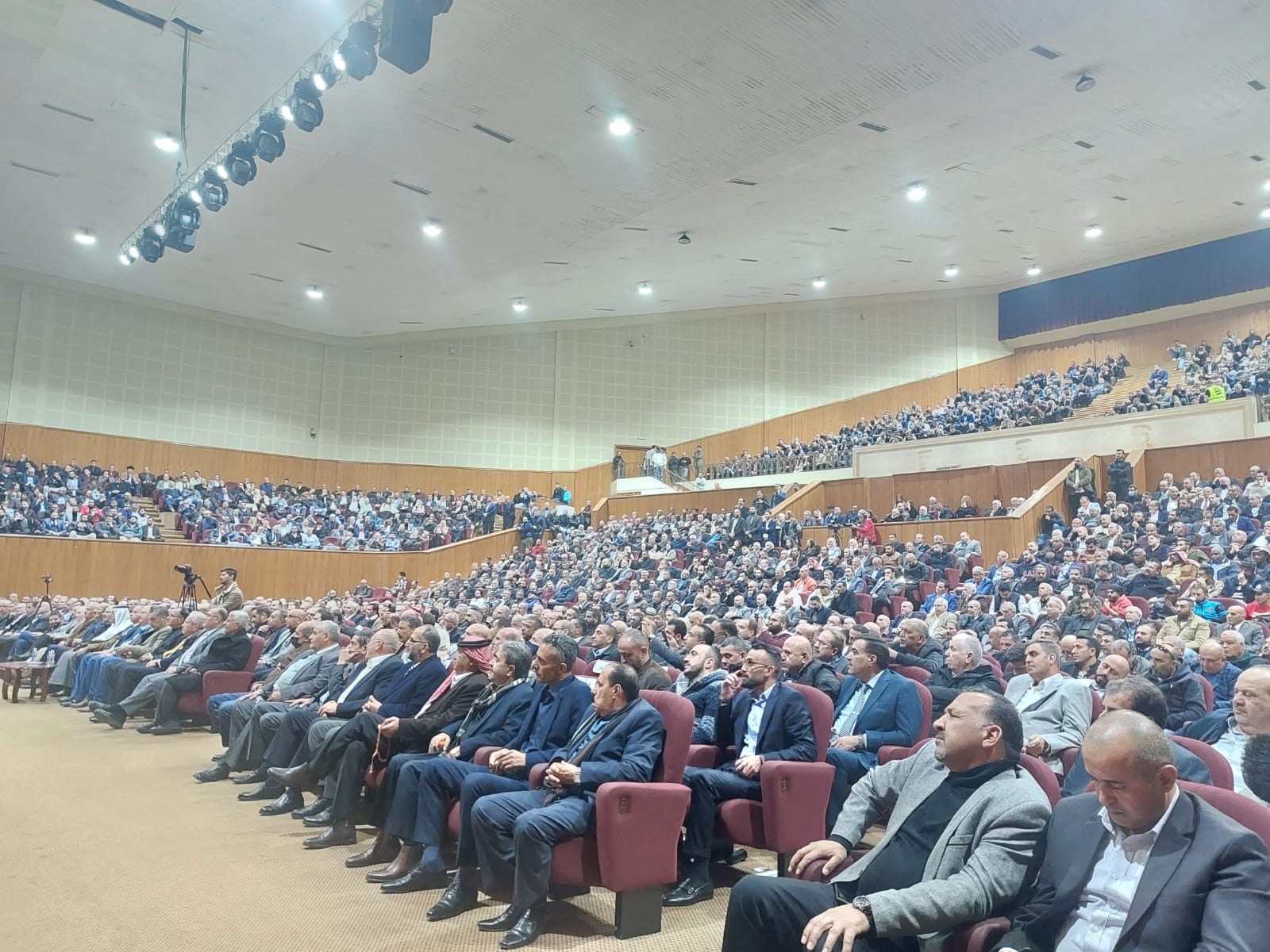 اجتماع حاشد في حفل كتلة العطاء