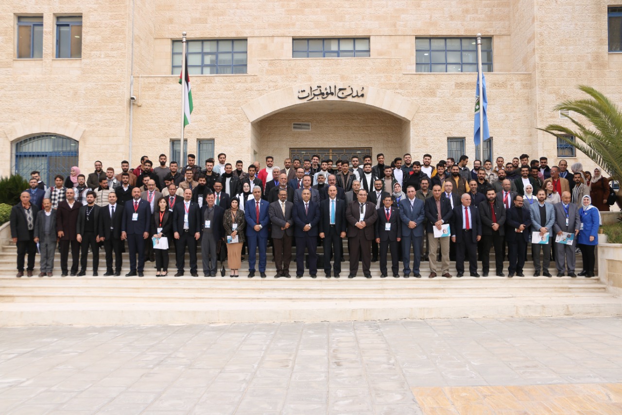 افتتاح مؤتمر الهندسة الدولي للكهرباء والطاقة