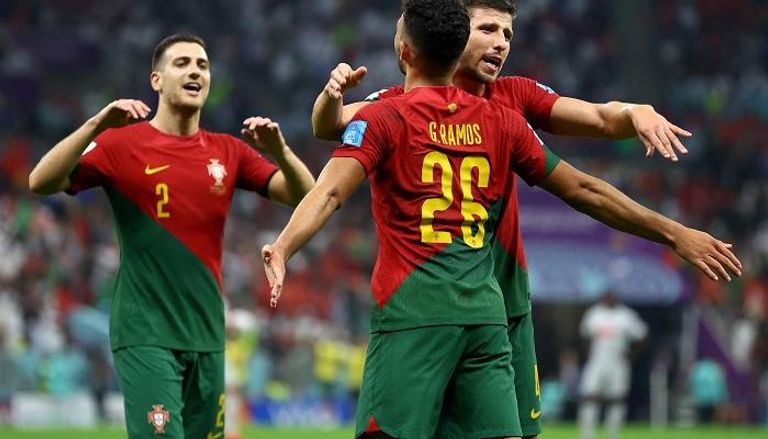 البرتغال تسحق سويسرا.. وتواجه المغرب في