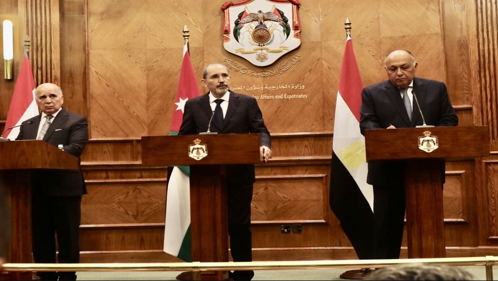 الصفدي بتواجد سامح شكري وفؤاد حسين: