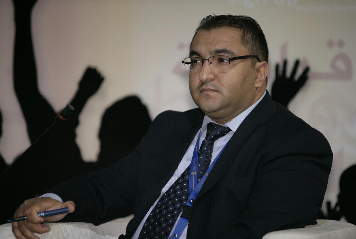 القضاة يعلن استقالته من حزب الشراكة