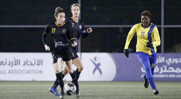 الأهلي يتأهل لنهائي كأس الأردن لكرة