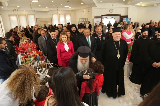 افتتاح بازار الرحمة برعاية مجلس رؤساء