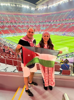 علم الاردن حاضر في ستاد البيت