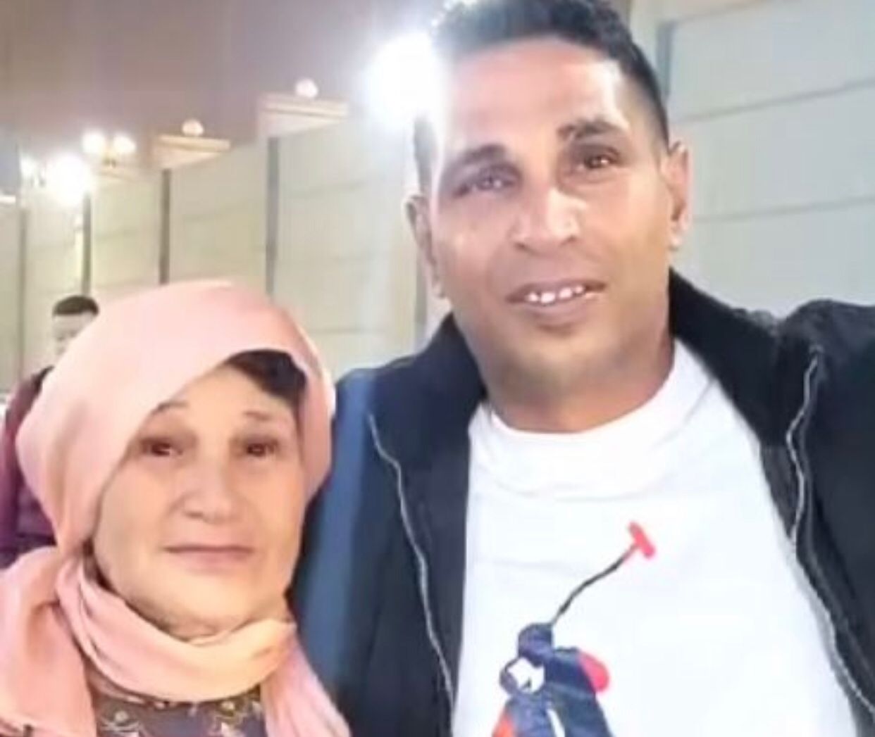 اردني يعثر على والدته المصرية بعد