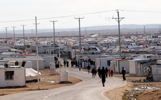 هولندا تخصص 14 مليون يورو لأسر