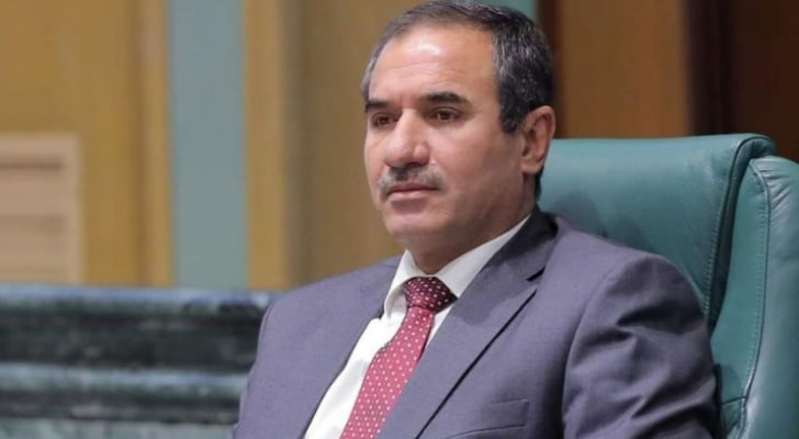 النسور: بيان الحكومة والنواب بشأن أزمة