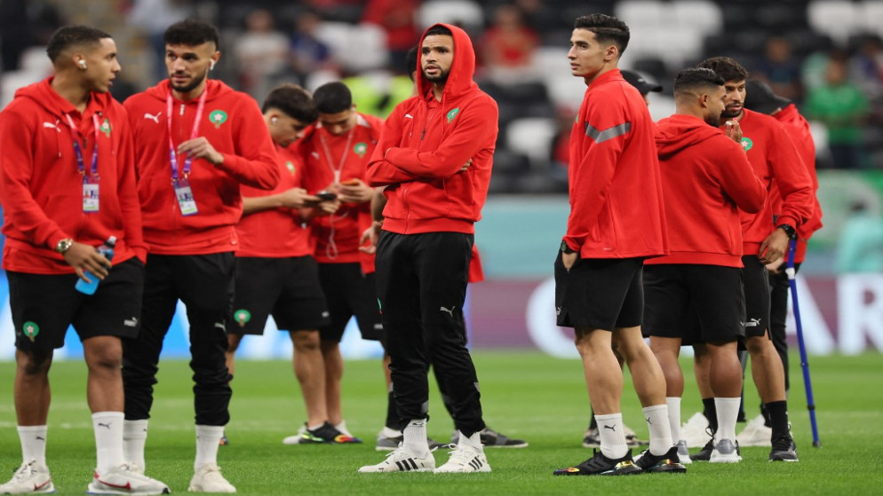 الركراكي يفاجئ الجميع بإشراك أكرد وسايس