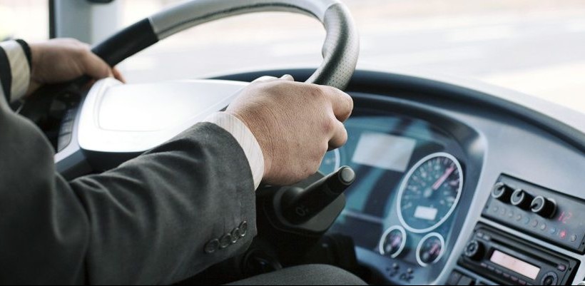 جامعة الزرقاء تطلب سائقين