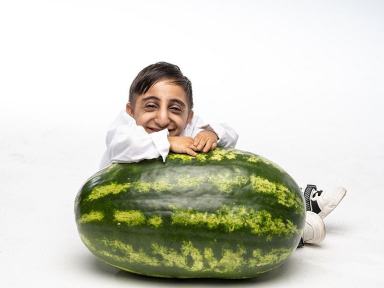 غينيس تكشف عن أقصر رجل في