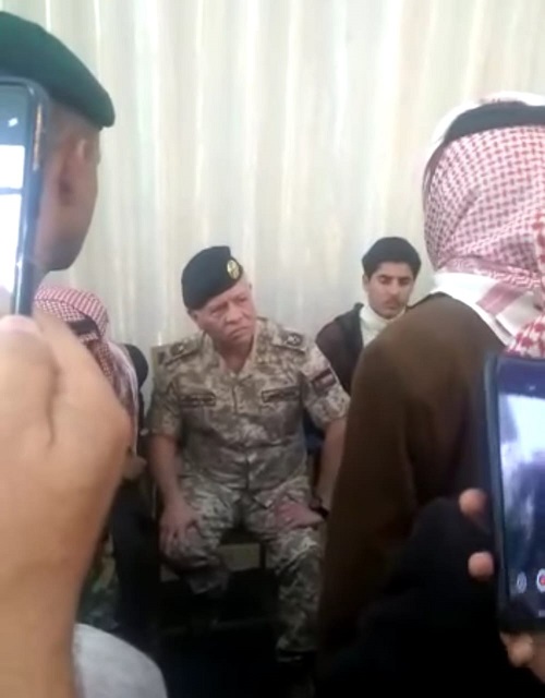 في زيارة الملك لعشيرة بني حسن