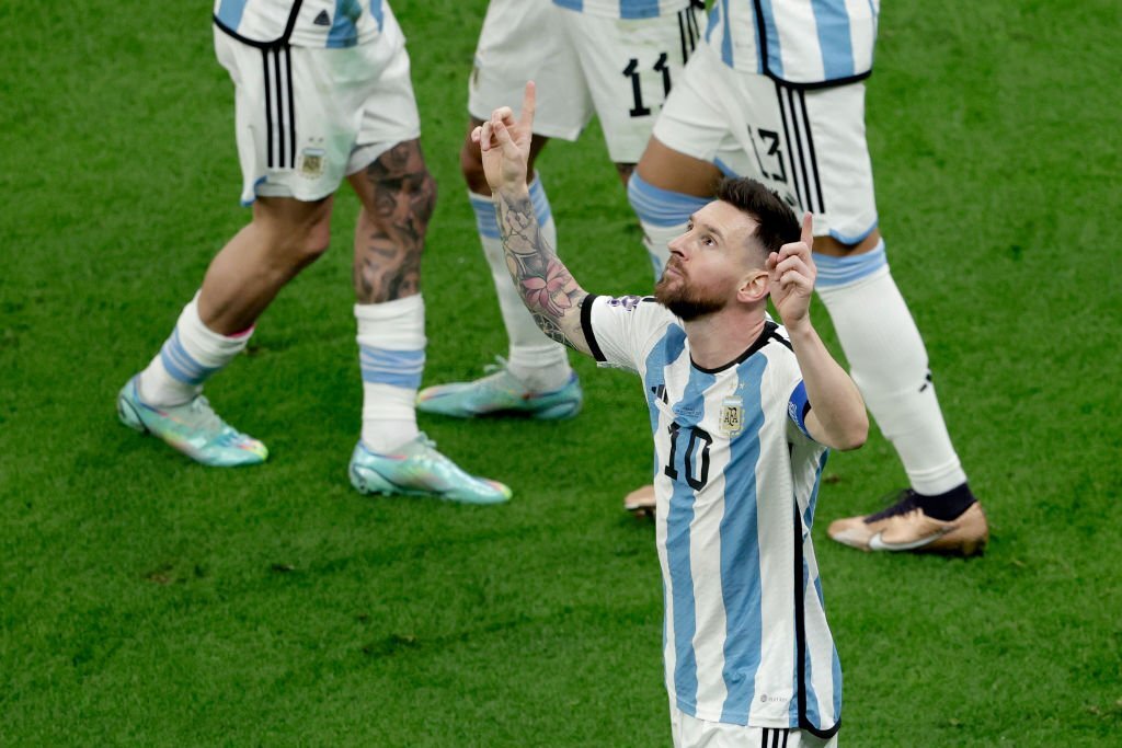 ليونيل ميسي يتصدر هدافي كأس العالم