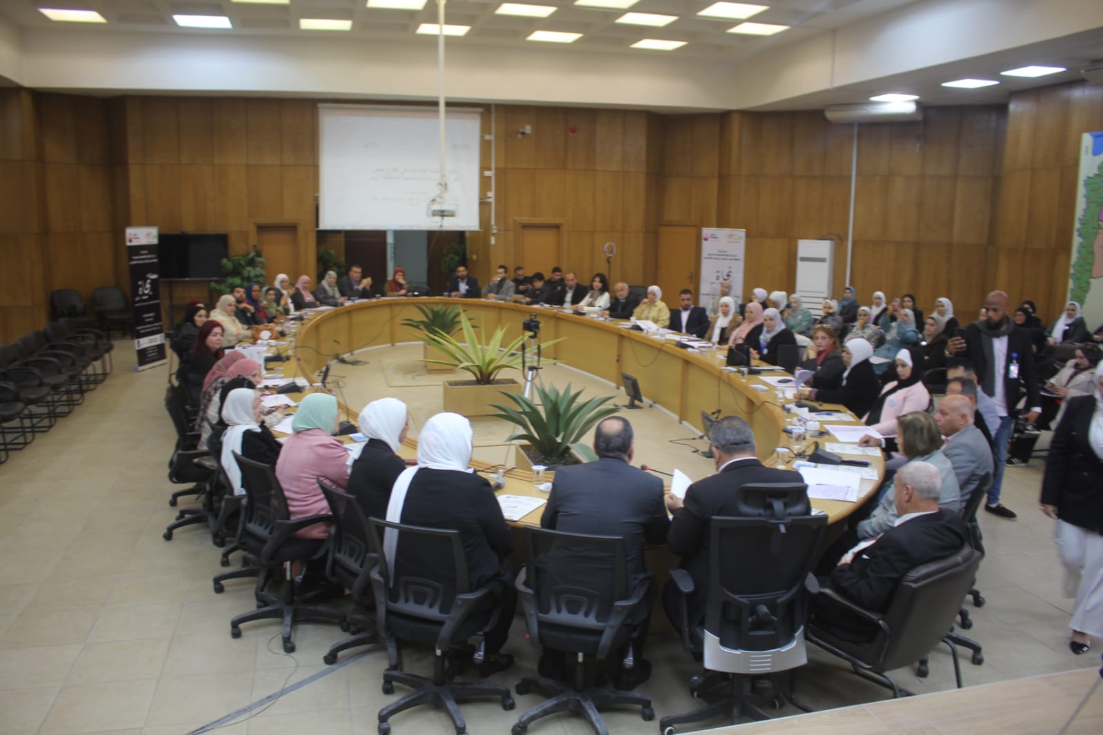 90 بالمئة من العاملات في قطاع