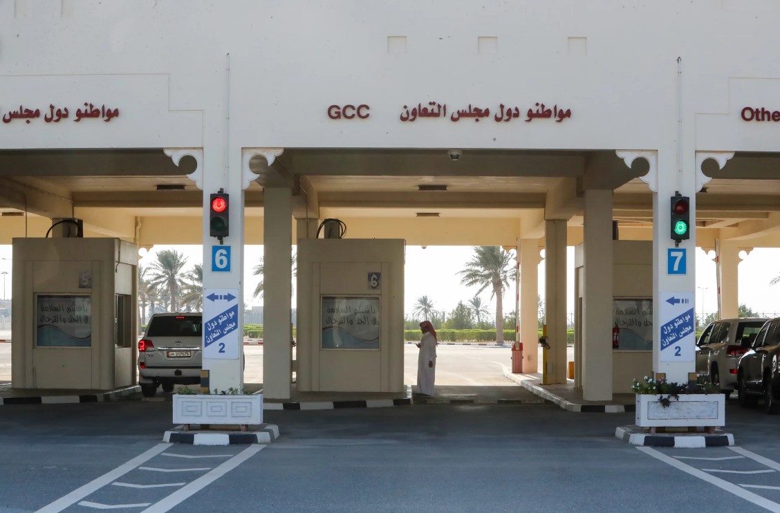 السعودية تعلن عودة إجراءات السفر إلى