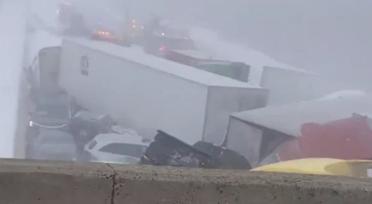 قتلى في حادث تصادم 50 مركبة