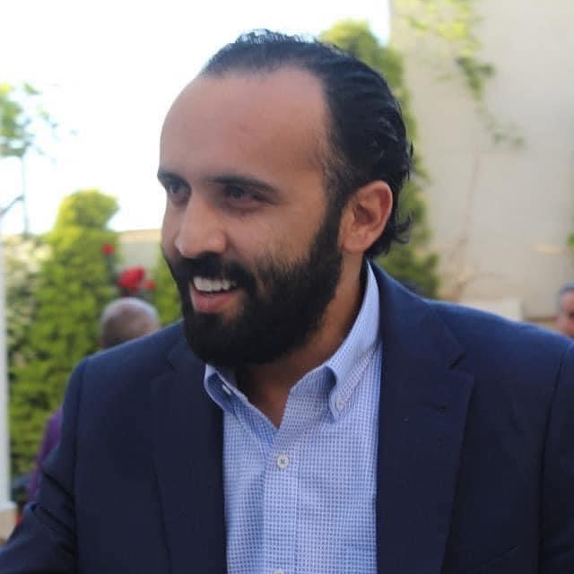 العواملة يهنئ بعيد الميلاد المجيد