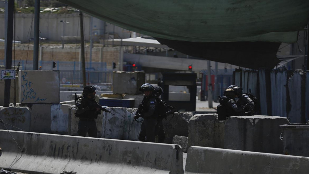 الاحتلال الإسرائيلي يفرض قيودا على دخول