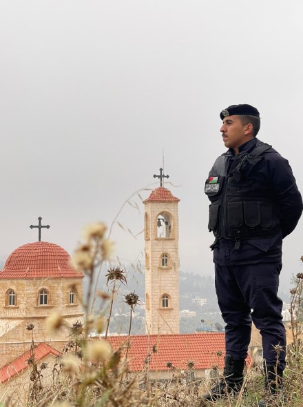 كنائس المملكة تحيي الميلاد بالصلاة للسلام