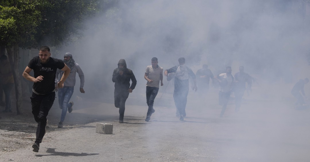 إصابة 11 فلسطينيا خلال مواجهات مع