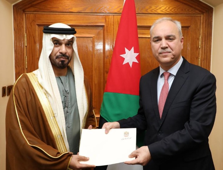 السفير الشيخ خليفة بن محمد آل