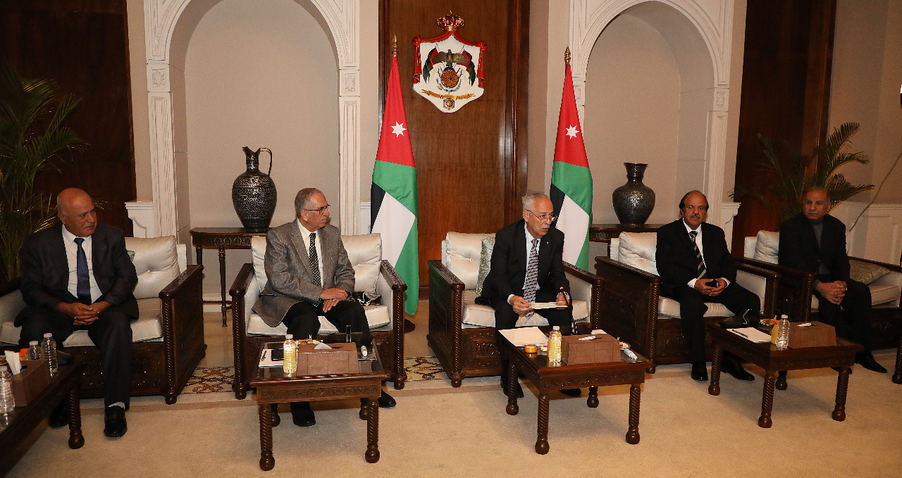 العيسوي يلتقي أعضاء اللجنة الوطنية للعسكريين