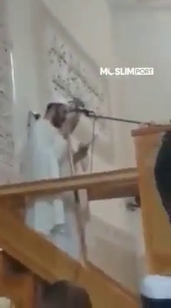 خلال خطبته خطيب مسجد يختم حياته