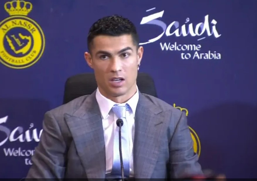 كريستيانو رونالدو: فضلت النصر رغم العروض