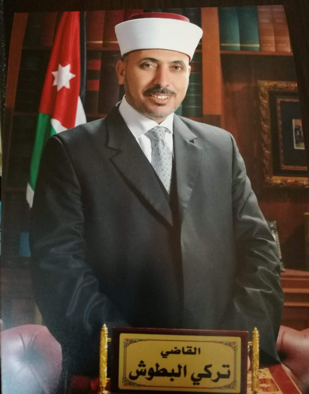 العمري يهنئ البطوش بمناسبة الترفيع