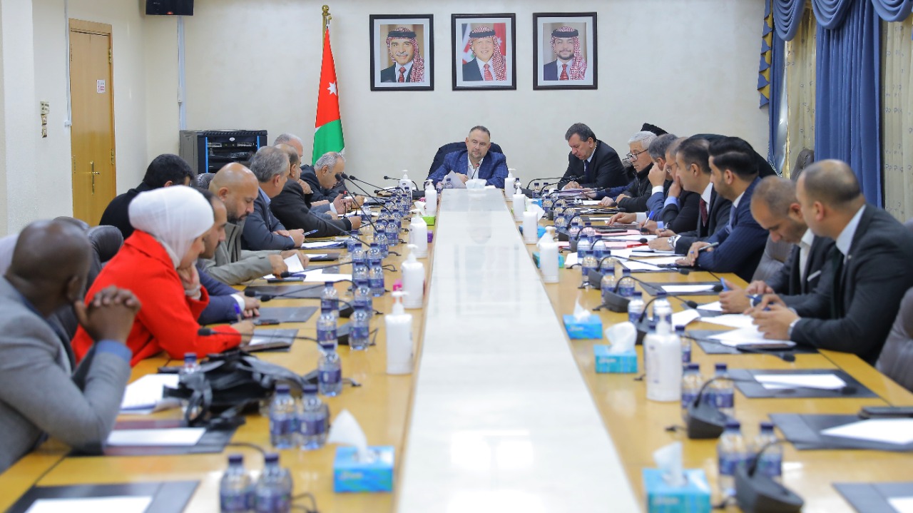 “اقتصاد النواب” تقر مواد بـ”معدل ضريبة